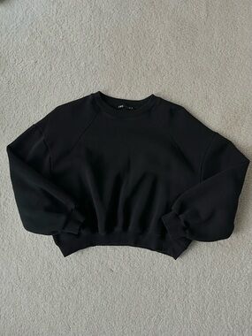 Zara Cropped Sweatshirt
